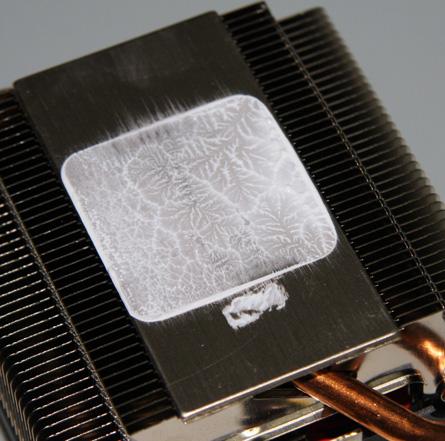 AMD Coolers 2016 - AMD 95W Thermal Solution, распределение термопасты AMD Coolers 2016 - AMD 95W Thermal Solution, распределение термопасты