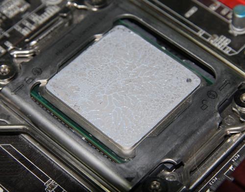 СВО Corsair Hydro Series H5 SF, распределение термопасты