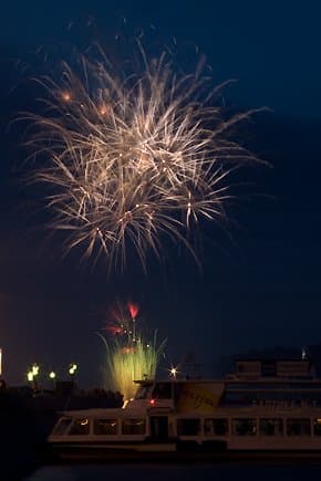 фото