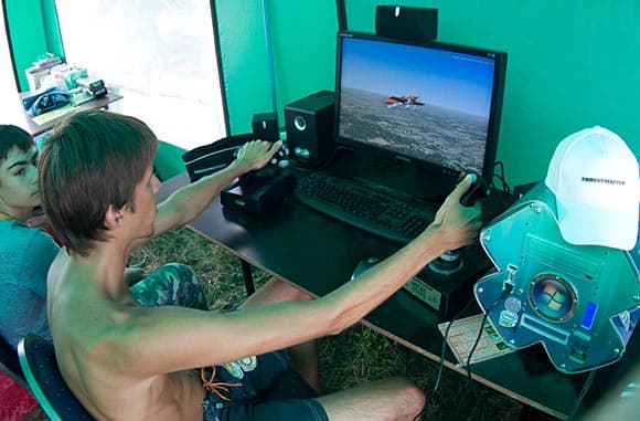 Thrustmaster