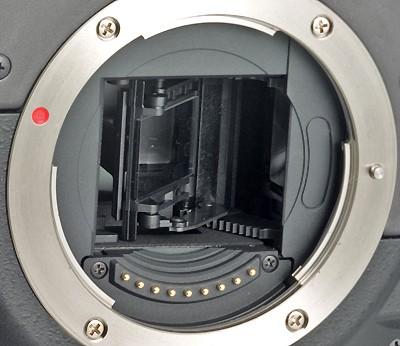 OLYMPUS E-300