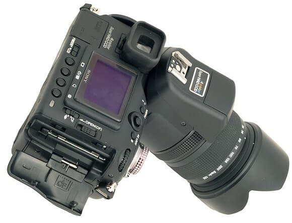 DSC-F828