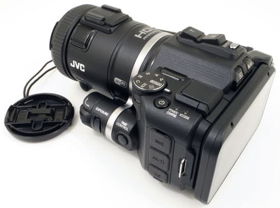 Видеокамера JVC GC-PX100