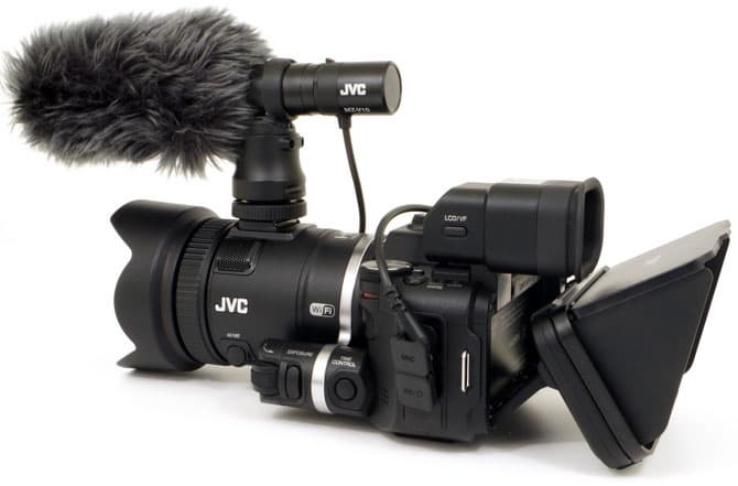 Видеокамера JVC GC-PX100