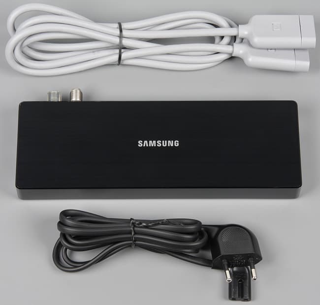 ЖК-телевизор Samsung UE55KS8000U. Блок One Connect ЖК-телевизор Samsung UE55KS8000U. Блок One Connect