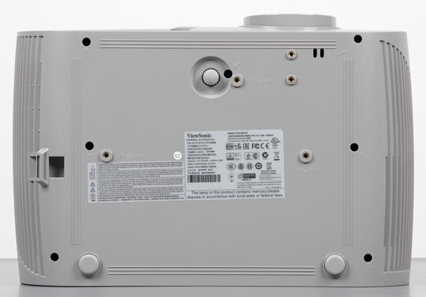 DLP-проектор ViewSonic PJD7830HDL, вид снизу DLP-проектор ViewSonic PJD7830HDL, вид снизу