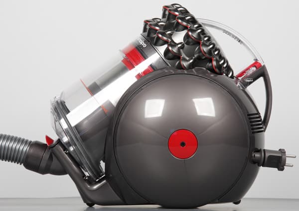 Пылесос Dyson Cinetic Big Ball Animalpro. Вид слева Пылесос Dyson Cinetic Big Ball Animalpro. Вид слева