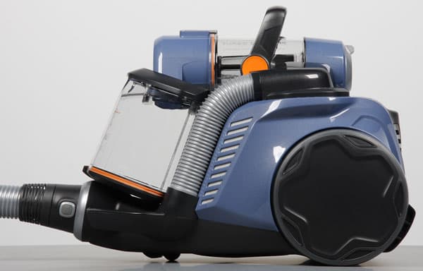 Пылесос Electrolux UltraFlex UFFlex, вид слева Пылесос Electrolux UltraFlex UFFlex, вид слева