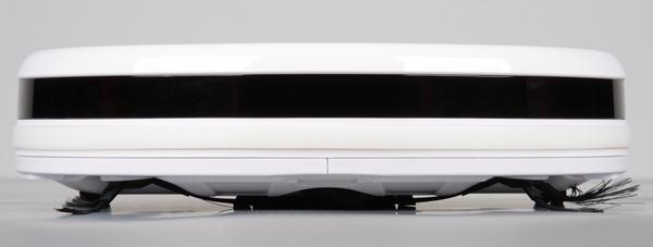 iLife V5, вид спереди iLife V5, вид спереди