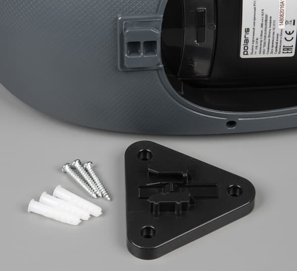 Пылесос Polaris PVCS 0418. Кронштейн Пылесос Polaris PVCS 0418. Кронштейн