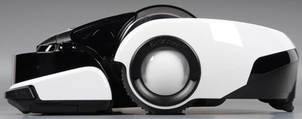 Samsung Powerbot SR20H9050U, вид слева Samsung Powerbot SR20H9050U, вид слева