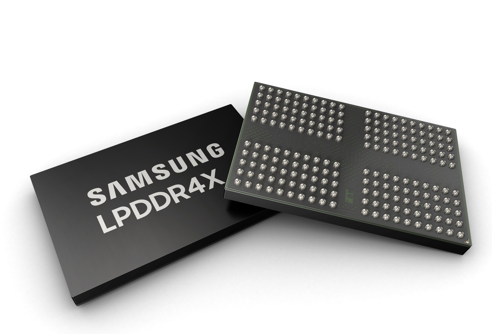 Samsung доминирует на рынке оперативной памяти, который установил новый рекорд
