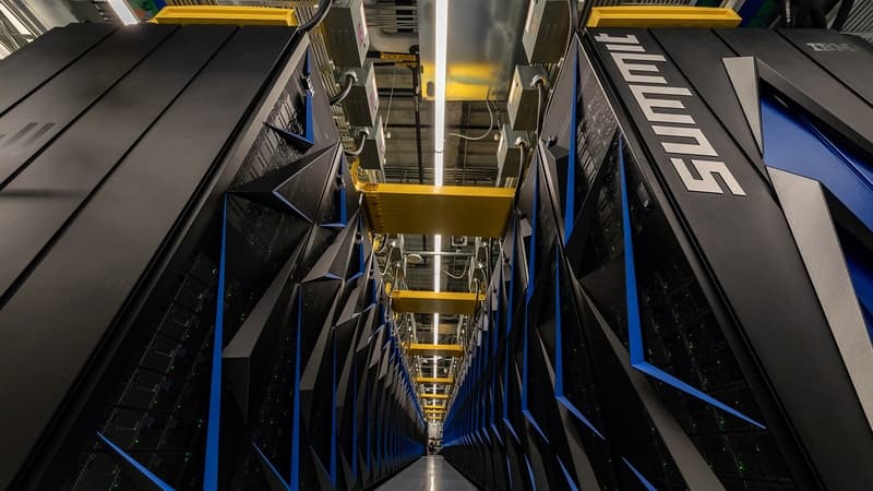 Производительность системы Summit — 122,3 PFLOPS
