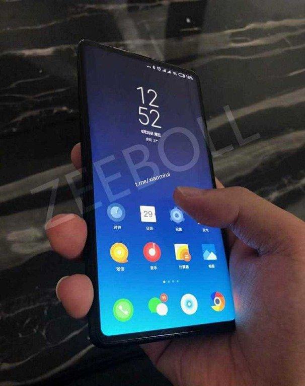 Смартфон Xiaomi Mi Mix 3 предстал на «живых» фотографиях