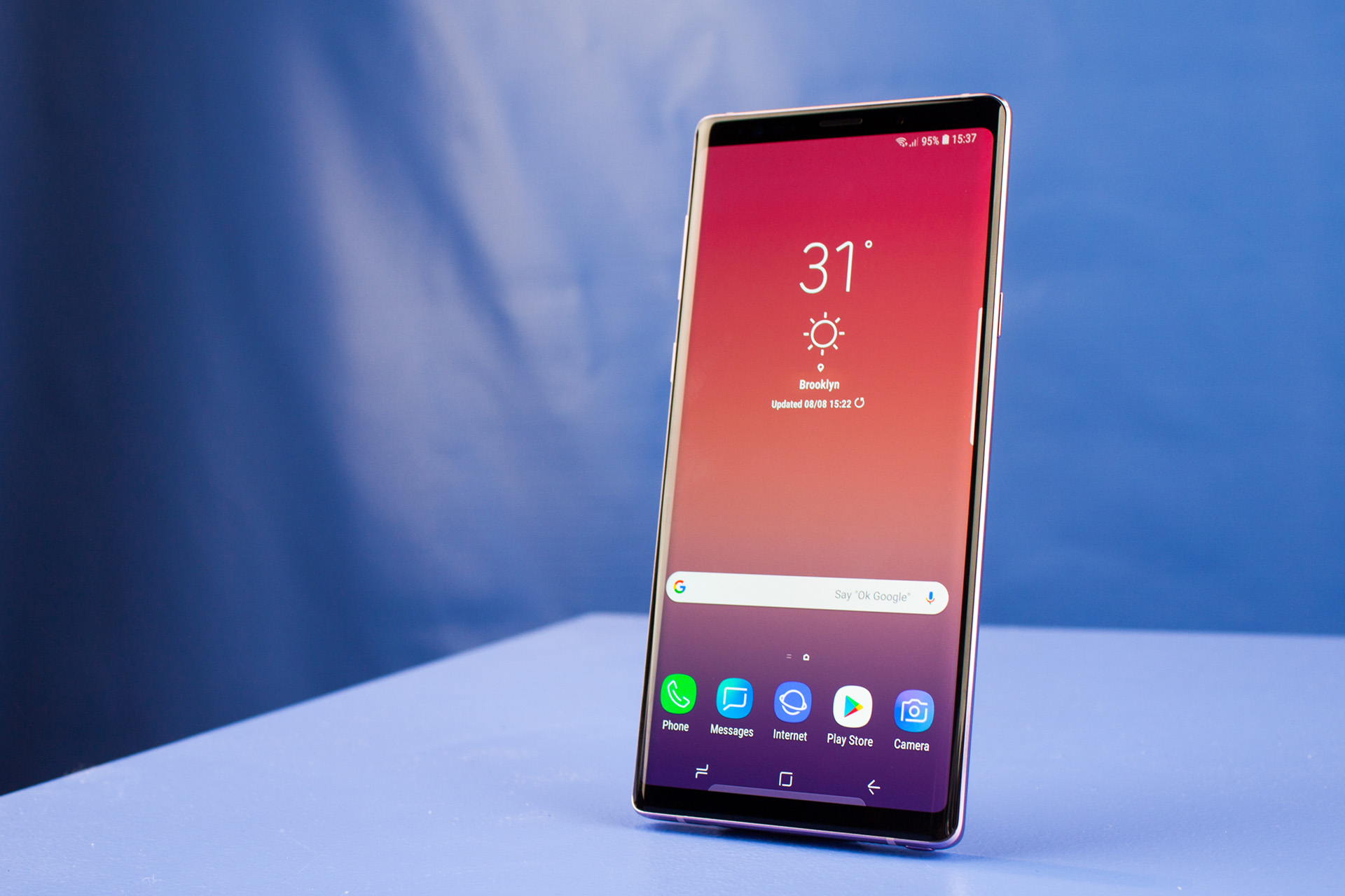 Флагманский смартфон Samsung Galaxy Note9 в тестах уступает iPhone X и OnePlus 6