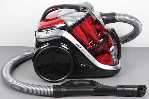 Пылесос Tefal Silence Force TW8370RA, общий вид Пылесос Tefal Silence Force TW8370RA, общий вид