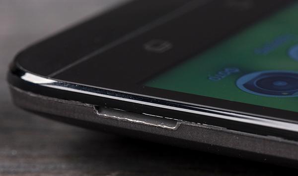 Дизайн смартфона Asus Zenfone 2 ZE551ML