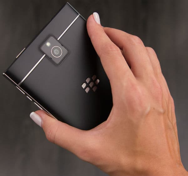 Смартфон BlackBerry Passport