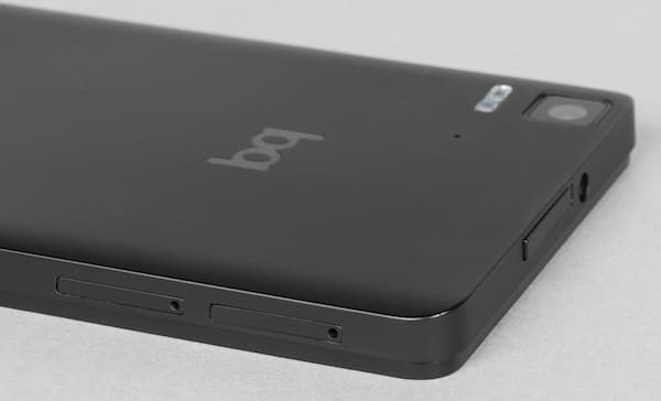 Смартфон BQ Aquaris E5 HD Ubuntu Edition Смартфон BQ Aquaris E5 HD Ubuntu Edition
