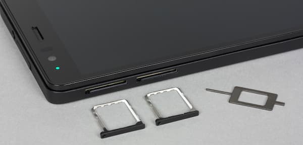 Смартфон BQ Aquaris E5 HD Ubuntu Edition Смартфон BQ Aquaris E5 HD Ubuntu Edition