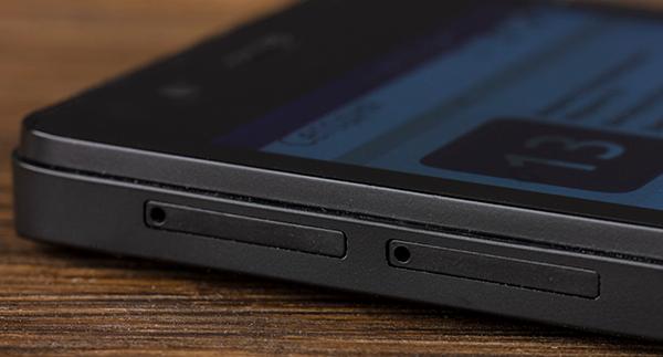 Смартфон BQ Aquaris E4.5 Ubuntu Edition Смартфон BQ Aquaris E4.5 Ubuntu Edition