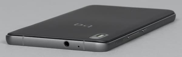 Смартфон BQ Aquaris X5 Cyanogen Edition Смартфон BQ Aquaris X5 Cyanogen Edition