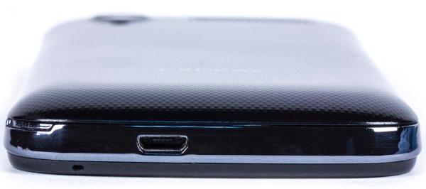 Дизайн смартфона Explay Atom