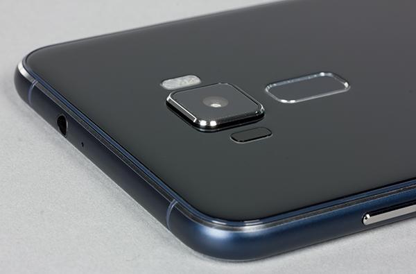 Смартфон Asus Zenfone 3 (ZE552KL)