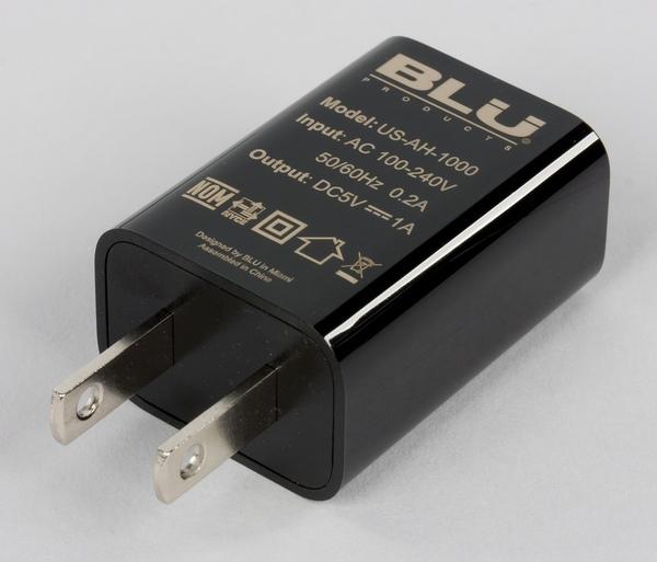 Блок питания BLU Win HD LTE Блок питания BLU Win HD LTE