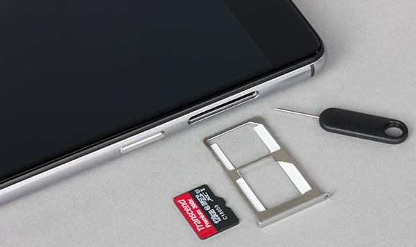 Смартфон Doogee Shoot 1