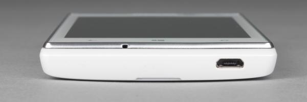 Обзор смартфона Huawei Ascend W1