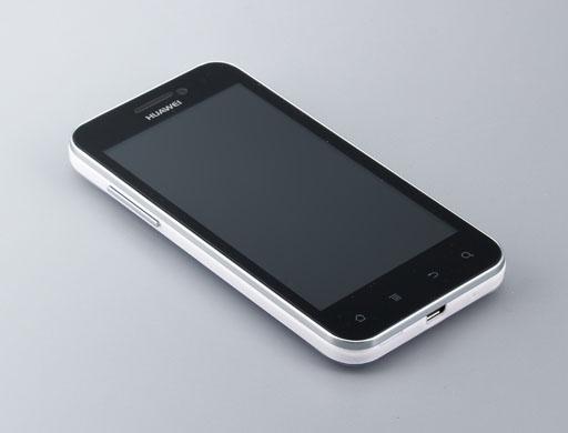 Взгляд на коммуникатор спереди Обзор Huawei Honor. Взгляд на коммуникатор спереди