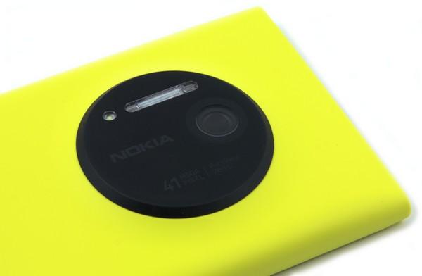 Внешний вид Nokia Lumia 1020 Внешний вид Nokia Lumia 1020