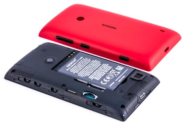 Детали Nokia Lumia 520 Детали Nokia Lumia 520