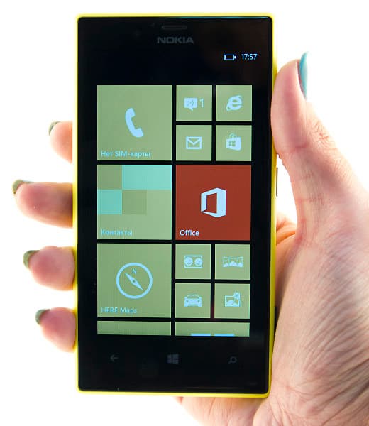 Внешний вид Nokia Lumia 720