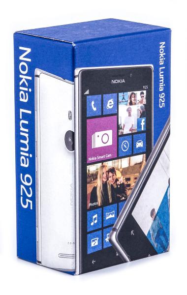Упаковка Nokia Lumia 925 Упаковка Nokia Lumia 925