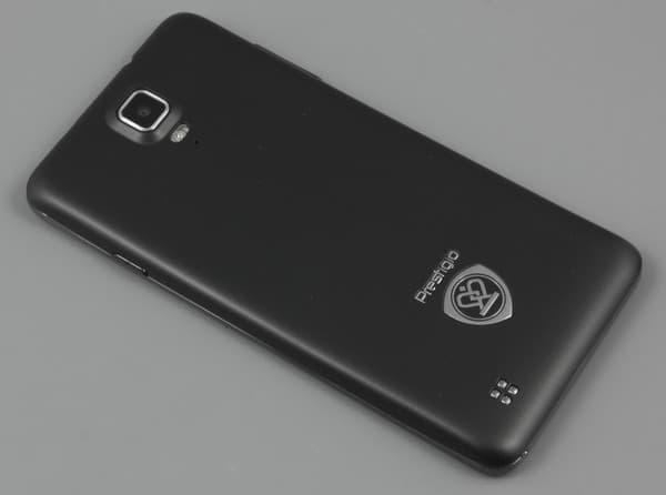 Обратная сторона Prestigio MultiPhone PAP5044 Duo Обратная сторона Prestigio MultiPhone PAP5044 Duo