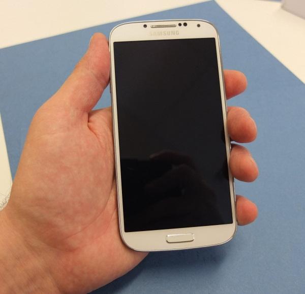 обзор смартфона Samsung Galaxy S4