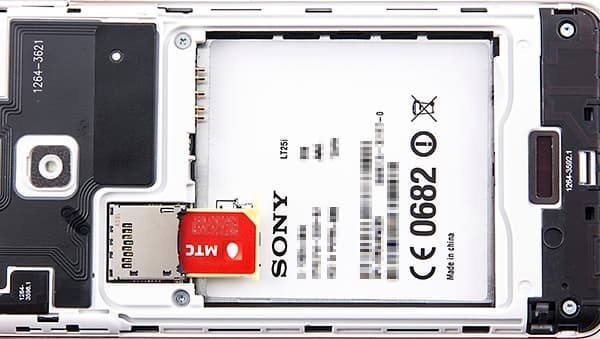 обзор смартфона Sony Xperia V