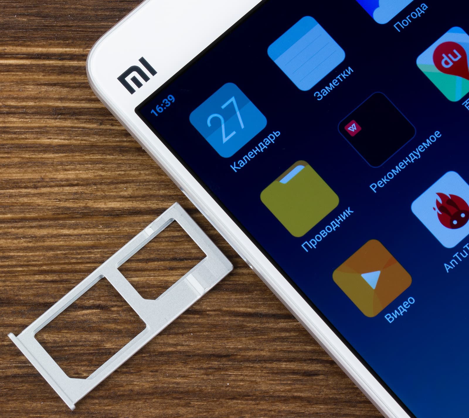 Внешний вид Xiaomi Mi Note Внешний вид Xiaomi Mi Note