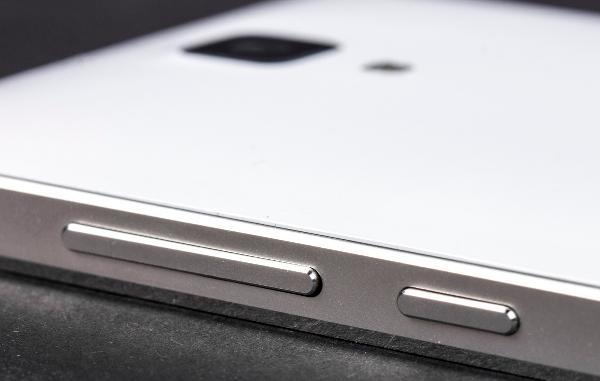 Внешний вид Xiaomi Mi4 Внешний вид Xiaomi Mi4