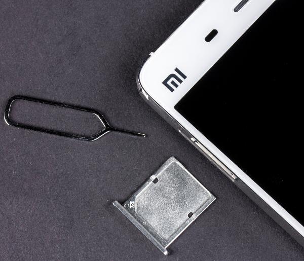 Внешний вид Xiaomi Mi4 Внешний вид Xiaomi Mi4