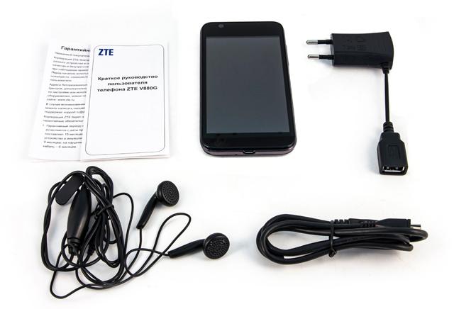 Аксессуары коммуникатора Обзор ZTE V880G. Аксессуары коммуникатора
