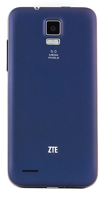 Обратная сторона коммуникатора Обзор ZTE V880G. Обратная сторона коммуникатора