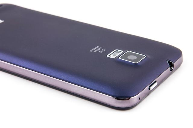 Камера коммуникатора Обзор ZTE V880G. Камера коммуникатора