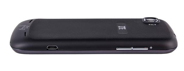 Левая грань коммуникатора Обзор ZTE V970. Левая грань коммуникатора