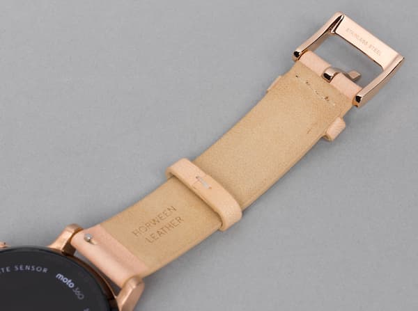 Умные часы Moto 360 второго поколения Умные часы Moto 360 второго поколения