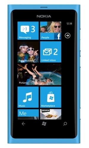 Nokia Lumia 800, передняя панель Nokia Lumia 800, передняя панель
