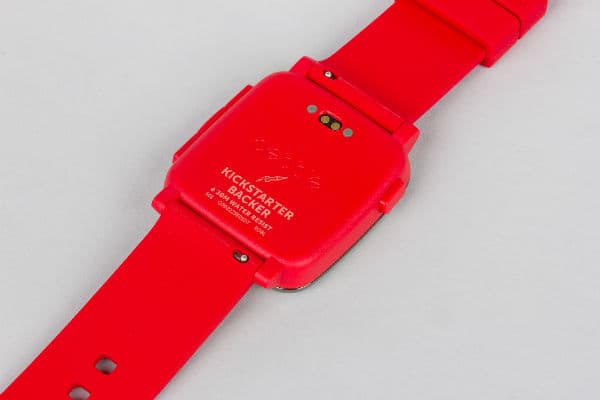 Умные часы Pebble Time