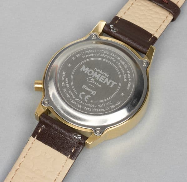 Фитнес-часы Runtastic Moment Classic Фитнес-трекер Runtastic Moment Classic